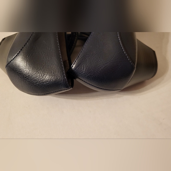 Life stride womens Mary Jane shoes 6M - Picture 4 of 5